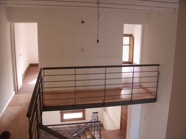 13_pasarela_metalica_en_espacio_de_3_alturas